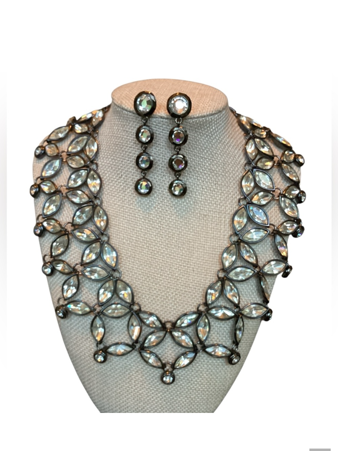 Limited Edition Yves Saint Laurent Crystal Collar &
Earrings Set