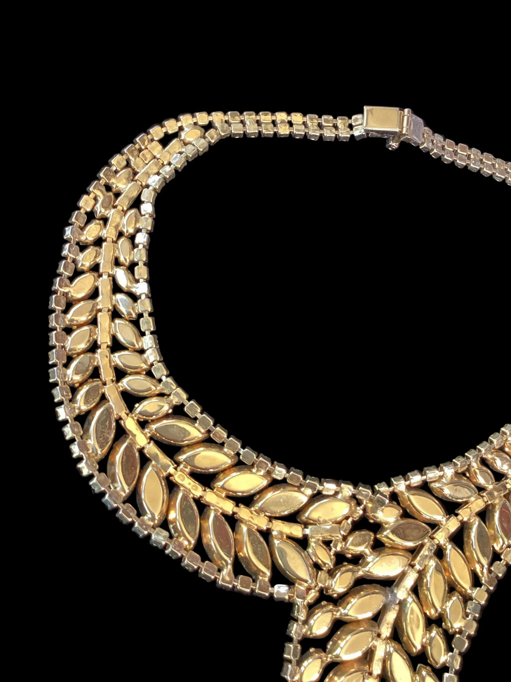 RARE Schreiner NY Emerald, Topaz,Asymmetric Ruffle Necklace,Bracelet,
Earring Demi Parure