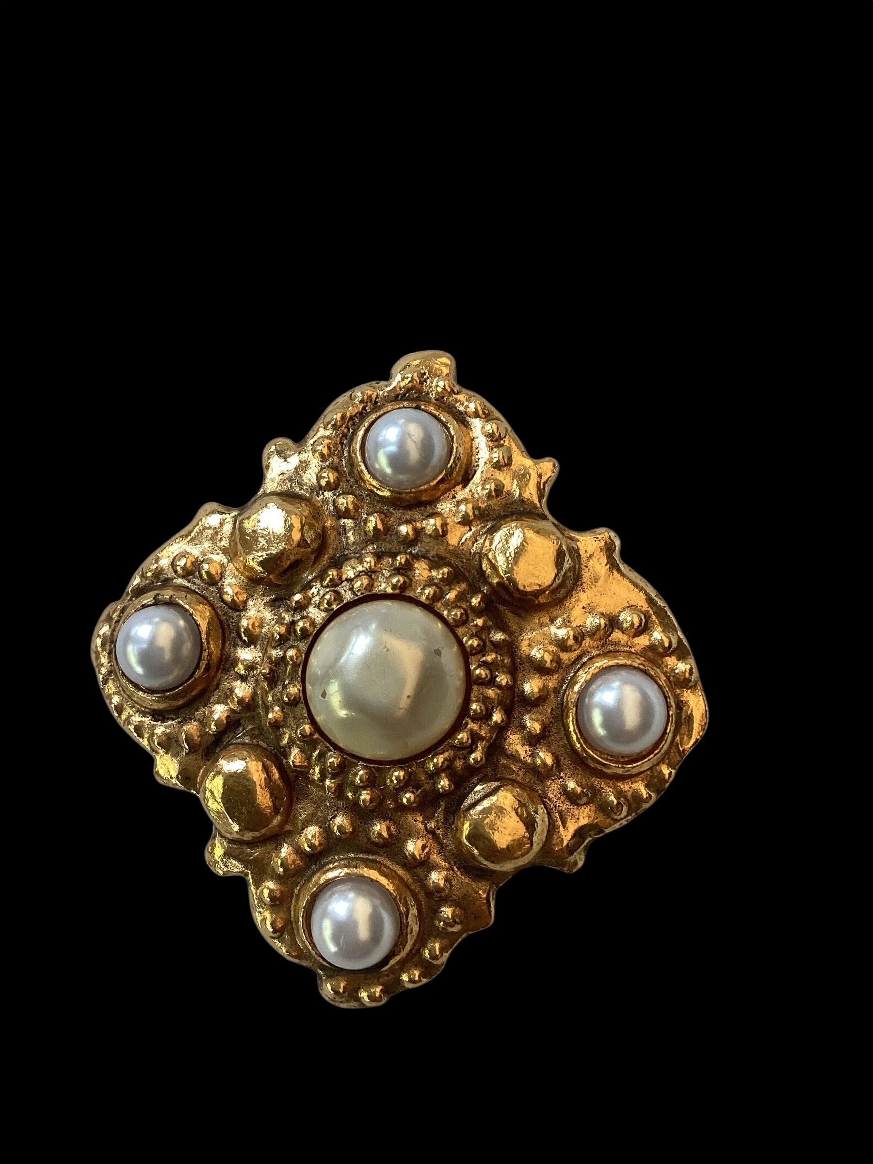 CHANEL 1984 Season 23 Pearl/Gold Cross Brooch