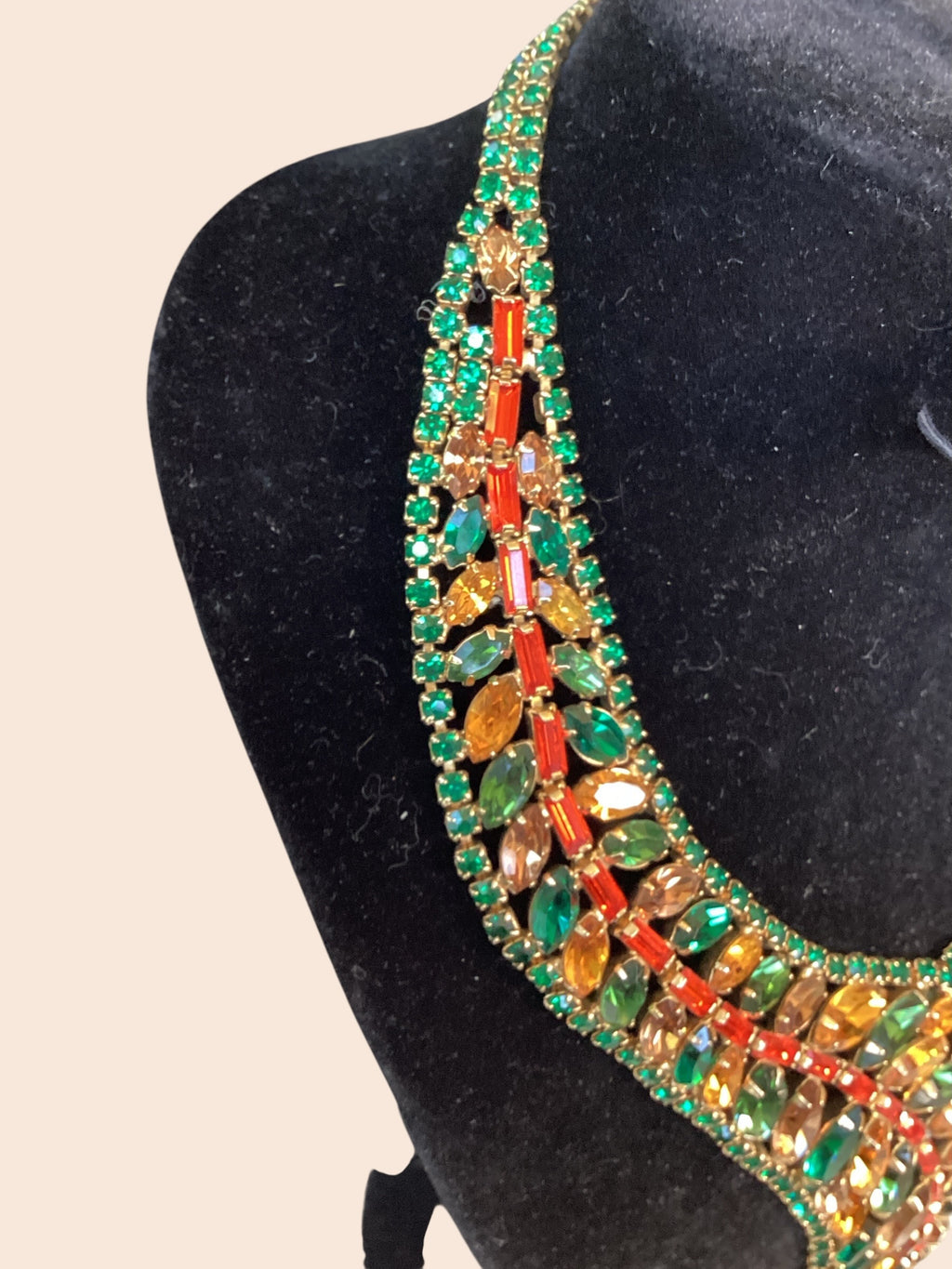 RARE Schreiner NY Emerald, Topaz,Asymmetric Ruffle Necklace,Bracelet,
Earring Demi Parure