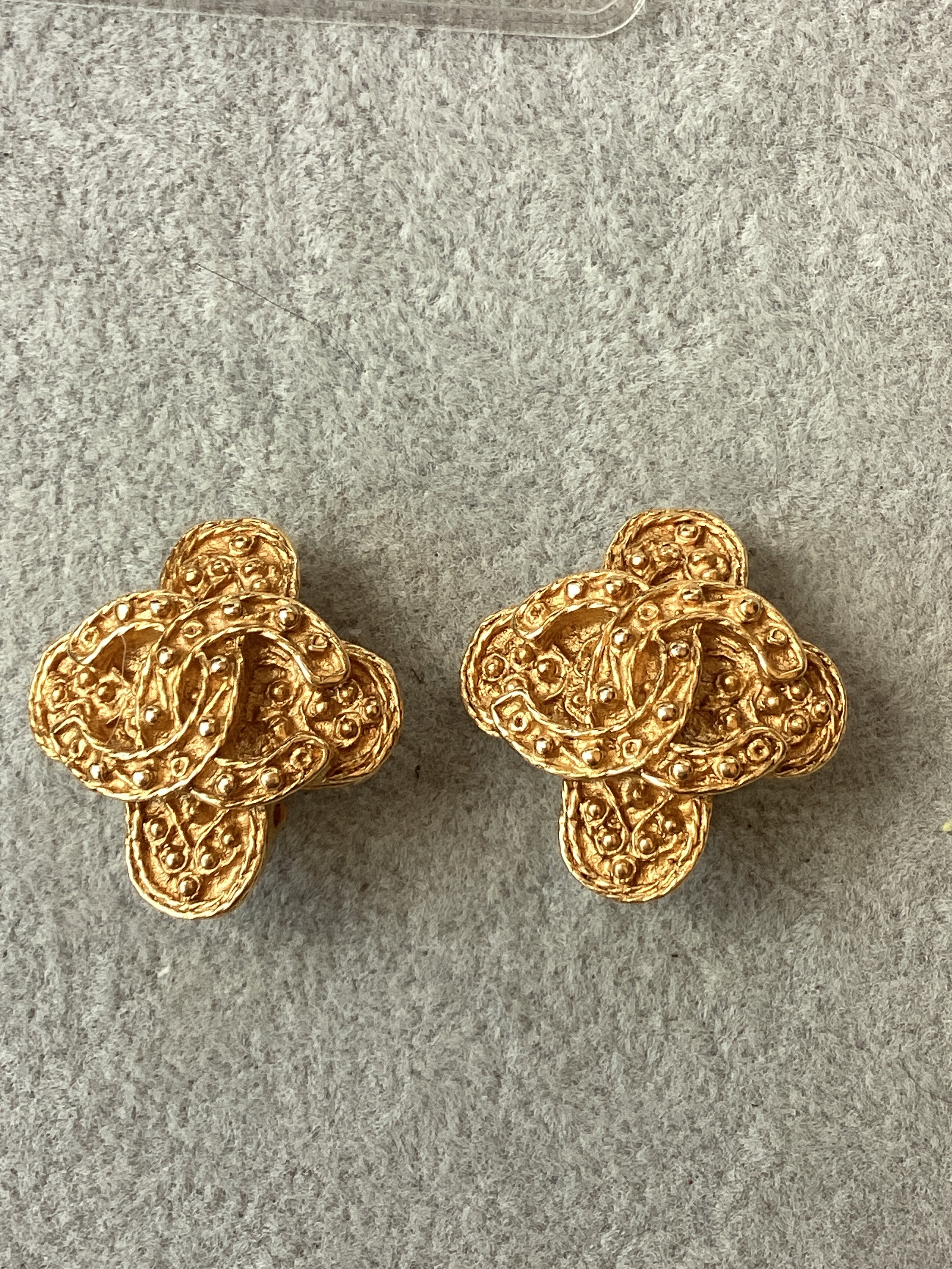 Authentic Vintage Chanel 1994 Autumn Clover Cross Clip-On Earrings