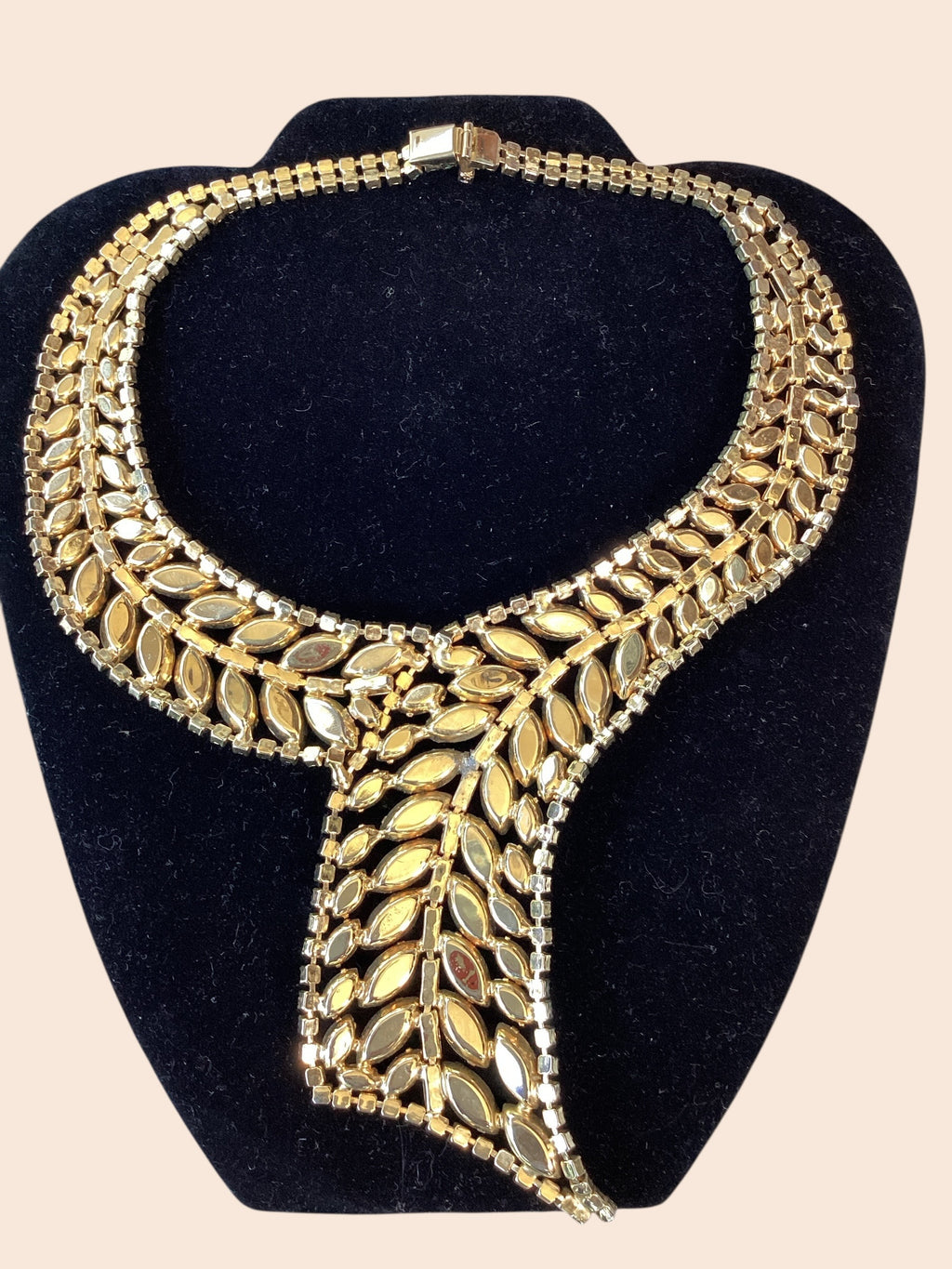 RARE Schreiner NY Emerald, Topaz,Asymmetric Ruffle Necklace,Bracelet,
Earring Demi Parure