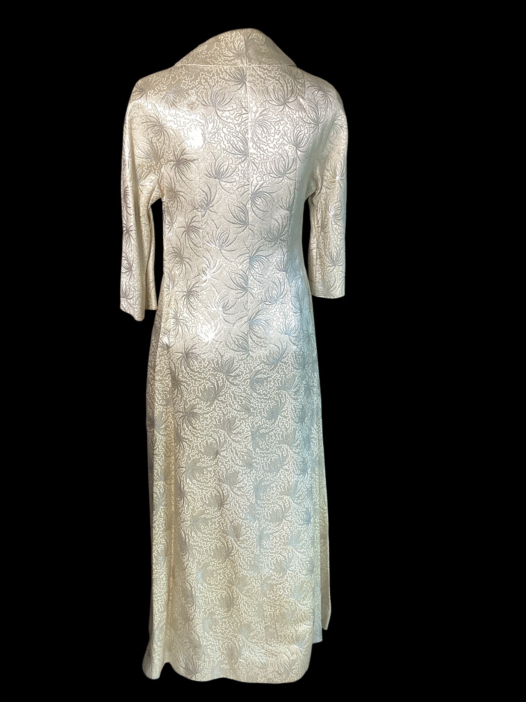 Pristine Vintage 1960s Metallic Silver & Ivory Silk Brocade Floor-Length Opera/Evening Coat