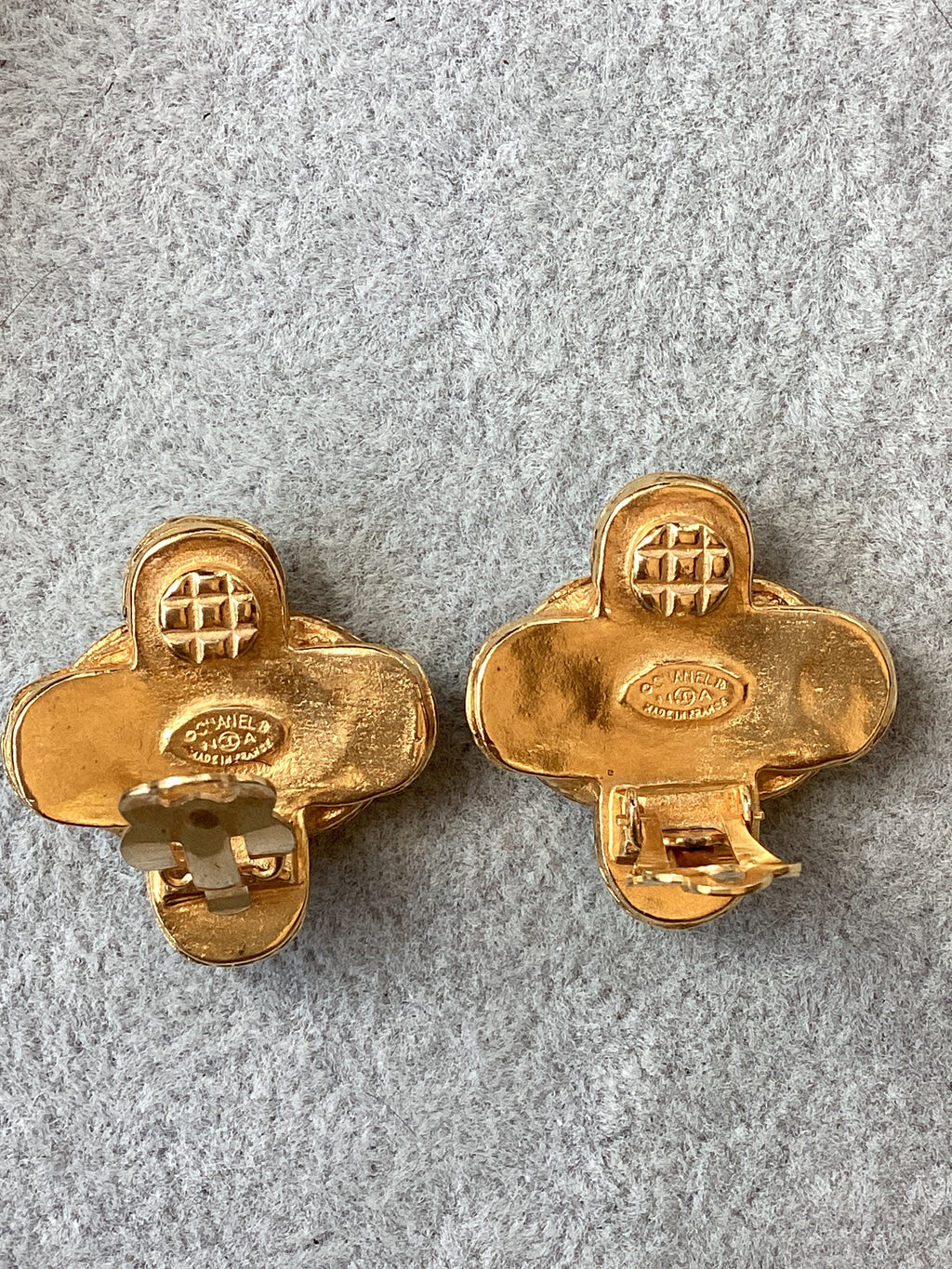 Authentic Vintage Chanel 1994 Autumn Clover Cross Clip-On Earrings
