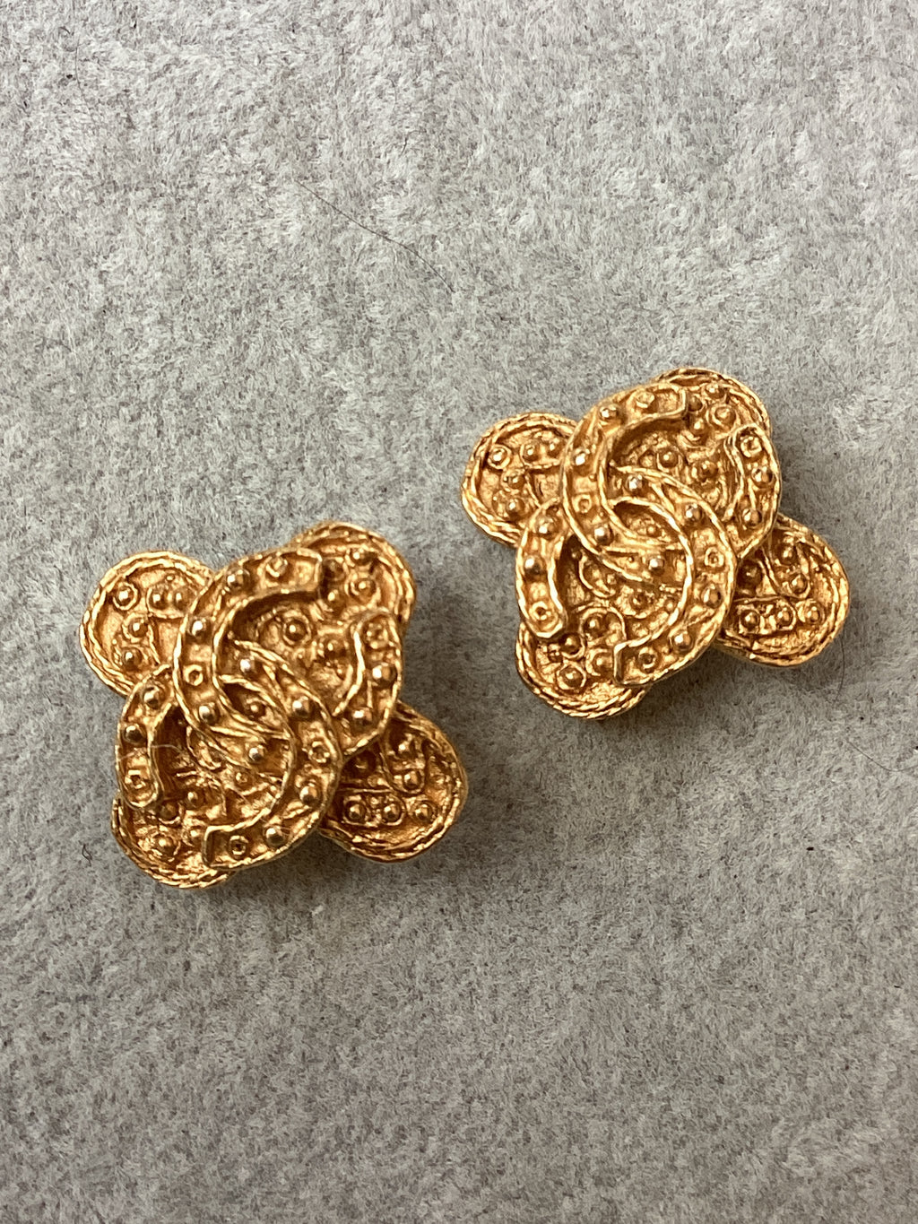 Authentic Vintage Chanel 1994 Autumn Clover Cross Clip-On Earrings