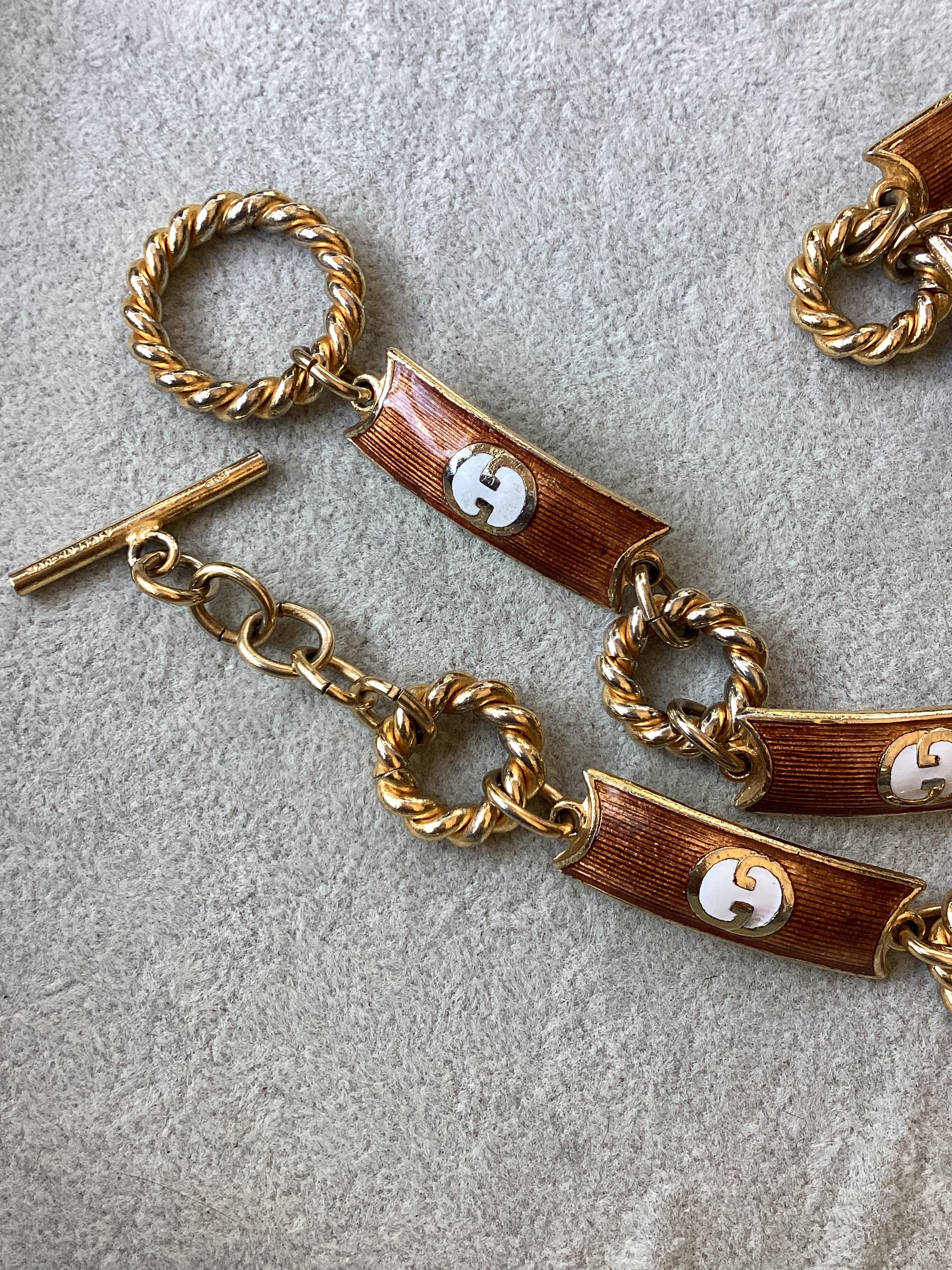 Vintage 1970s Gucci Enamel Chain Link Necklace/Belt Gold Tone Bronze Interlocking
GG Logo