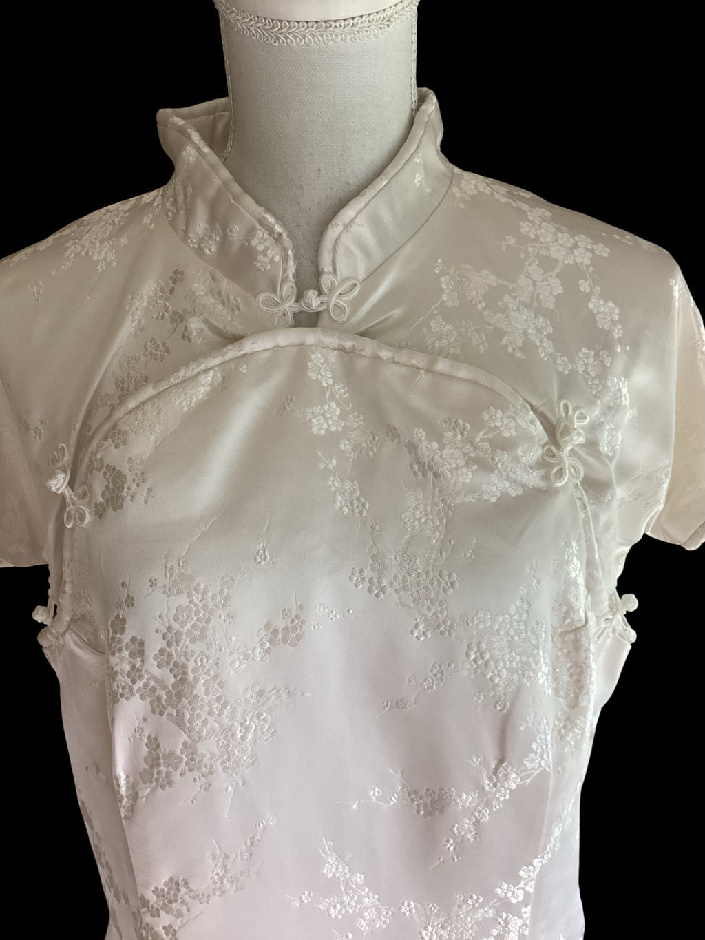 White Floral Brocade Cheongsam Dress & Capelet Set