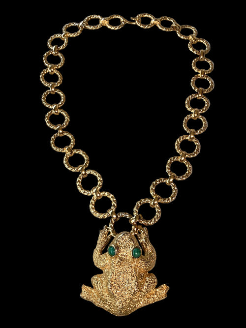 1971 Princess Mimi di Niscemi Frog Pendant Necklace