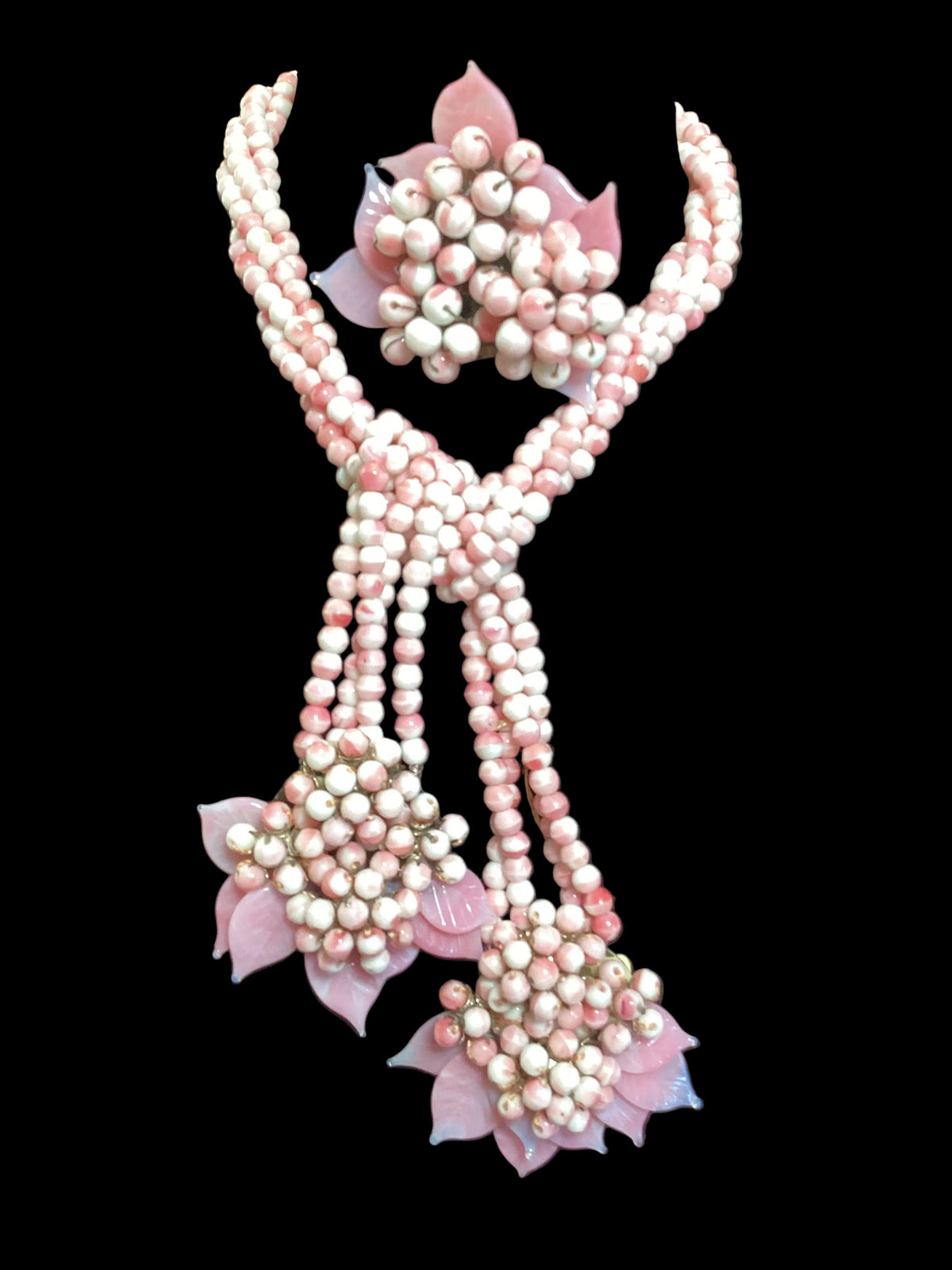 Museum-Quality 1940s Miriam Haskell/Frank Hess Pink & White Swirled Glass Lariat & Dress Clip Set - Archival Store Display Provenance