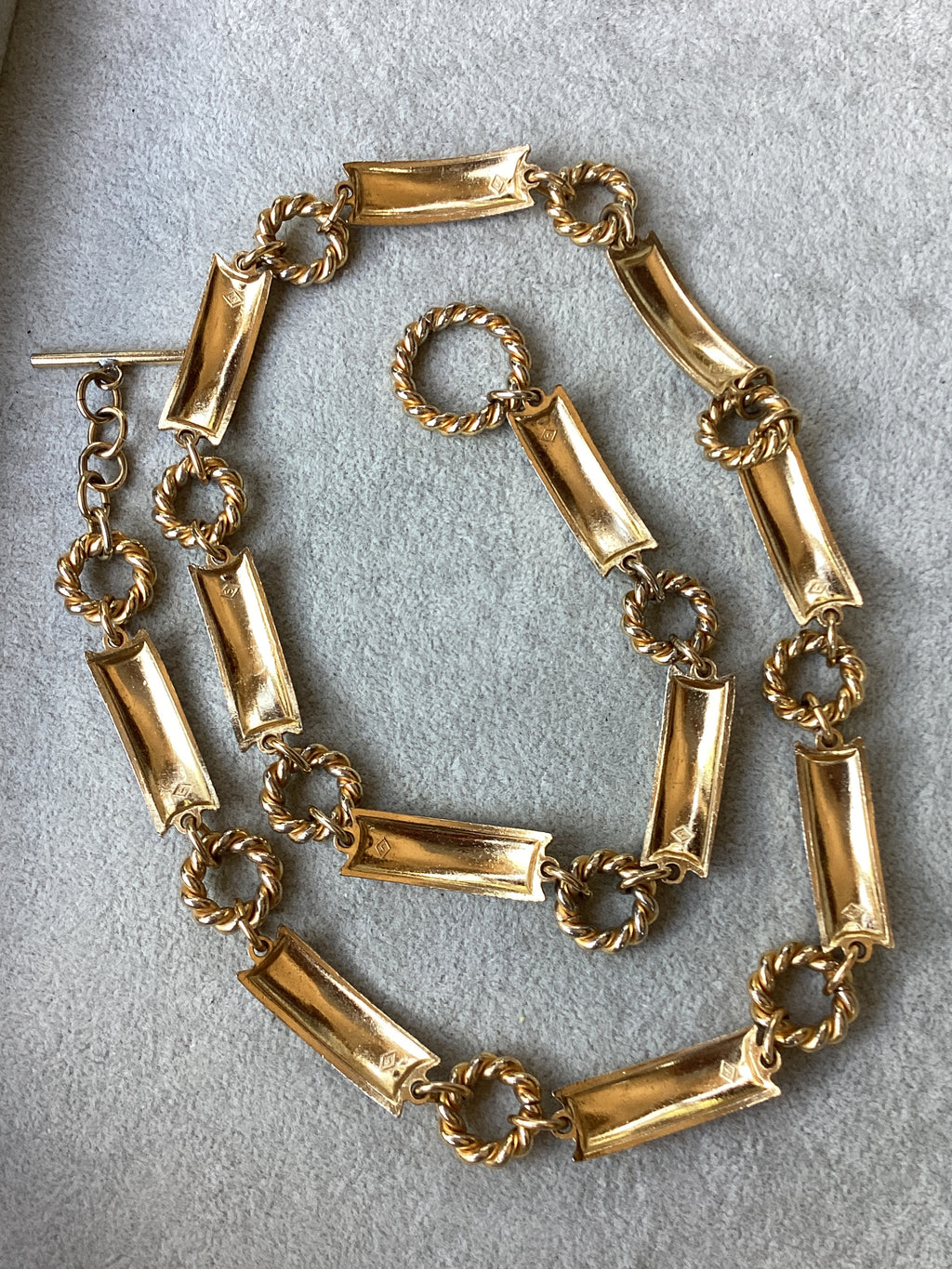 Vintage 1970s Gucci Enamel Chain Link Necklace/Belt Gold Tone Bronze Interlocking
GG Logo