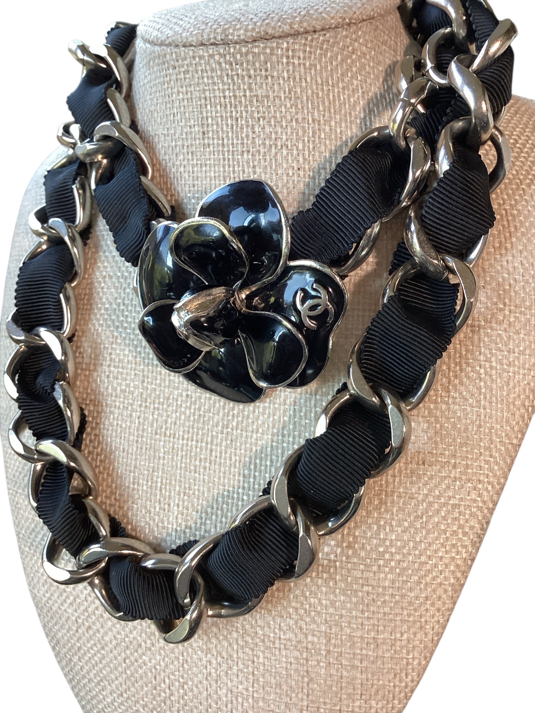 CHANEL Black & Silver Camilla Necklace