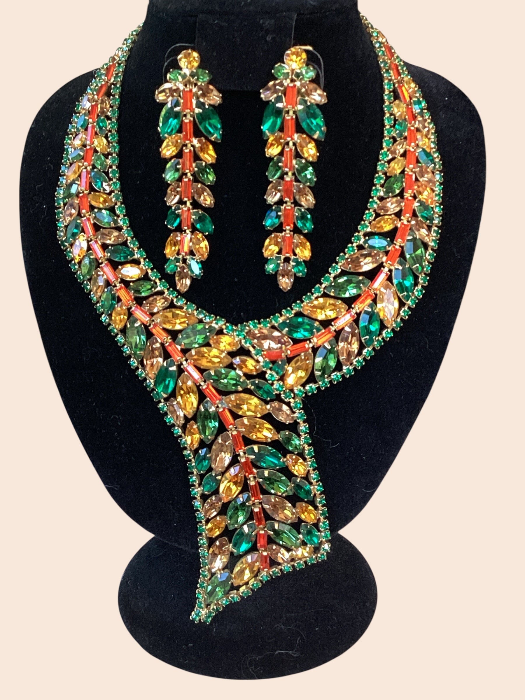 RARE Schreiner NY Emerald, Topaz,Asymmetric Ruffle Necklace,Bracelet,
Earring Demi Parure