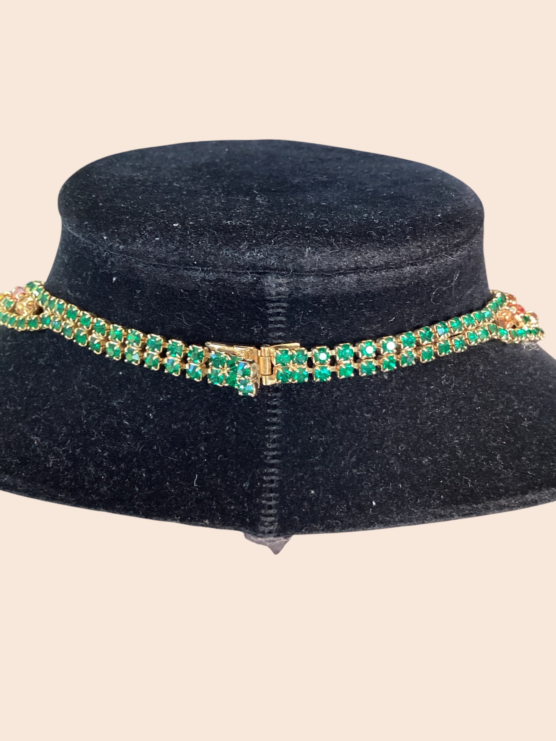 RARE Schreiner NY Emerald, Topaz,Asymmetric Ruffle Necklace,Bracelet,
Earring Demi Parure