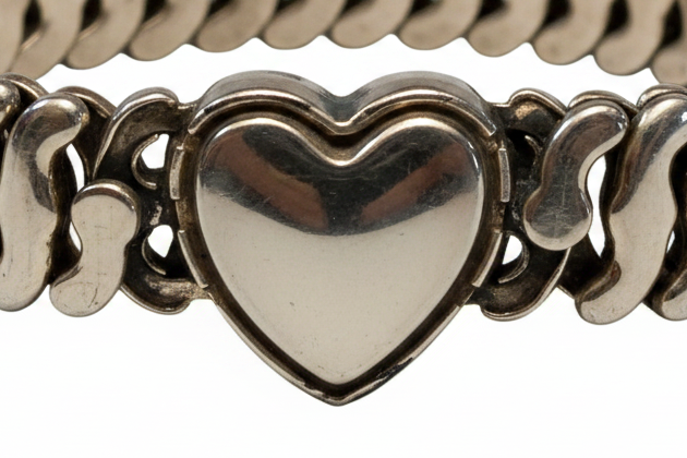 Authentic WW2 American Queen    Pitman & Keeler Sterling Base Gold Filled, Stretch Bracelet