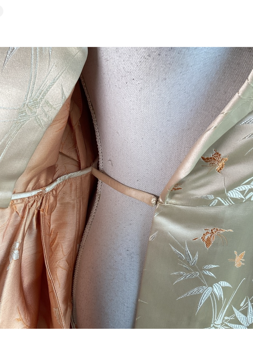 1960's Dynasty British Crown Colony
Fit & Flare Dress