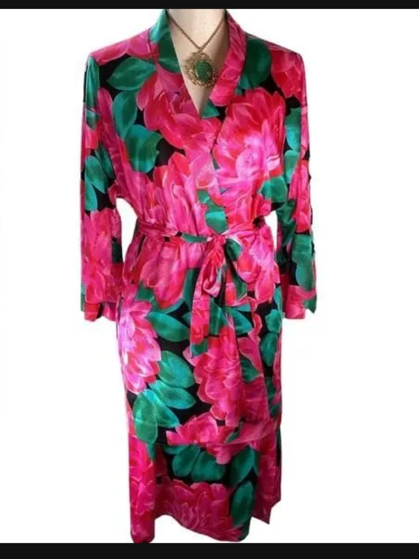 1950's Perfection Fit by Roxanne Hostess Set