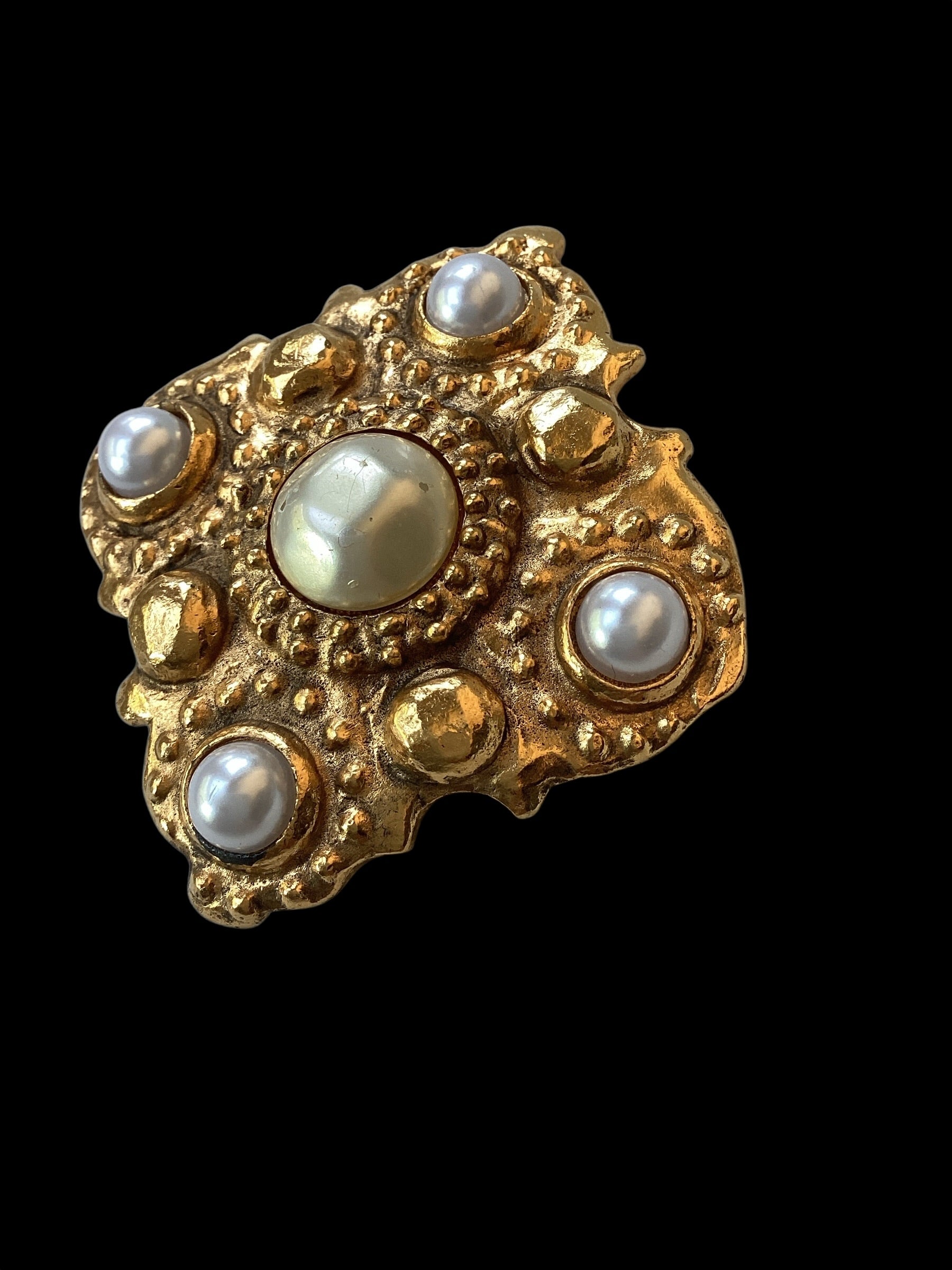 CHANEL 1984 Season 23 Pearl/Gold Cross Brooch