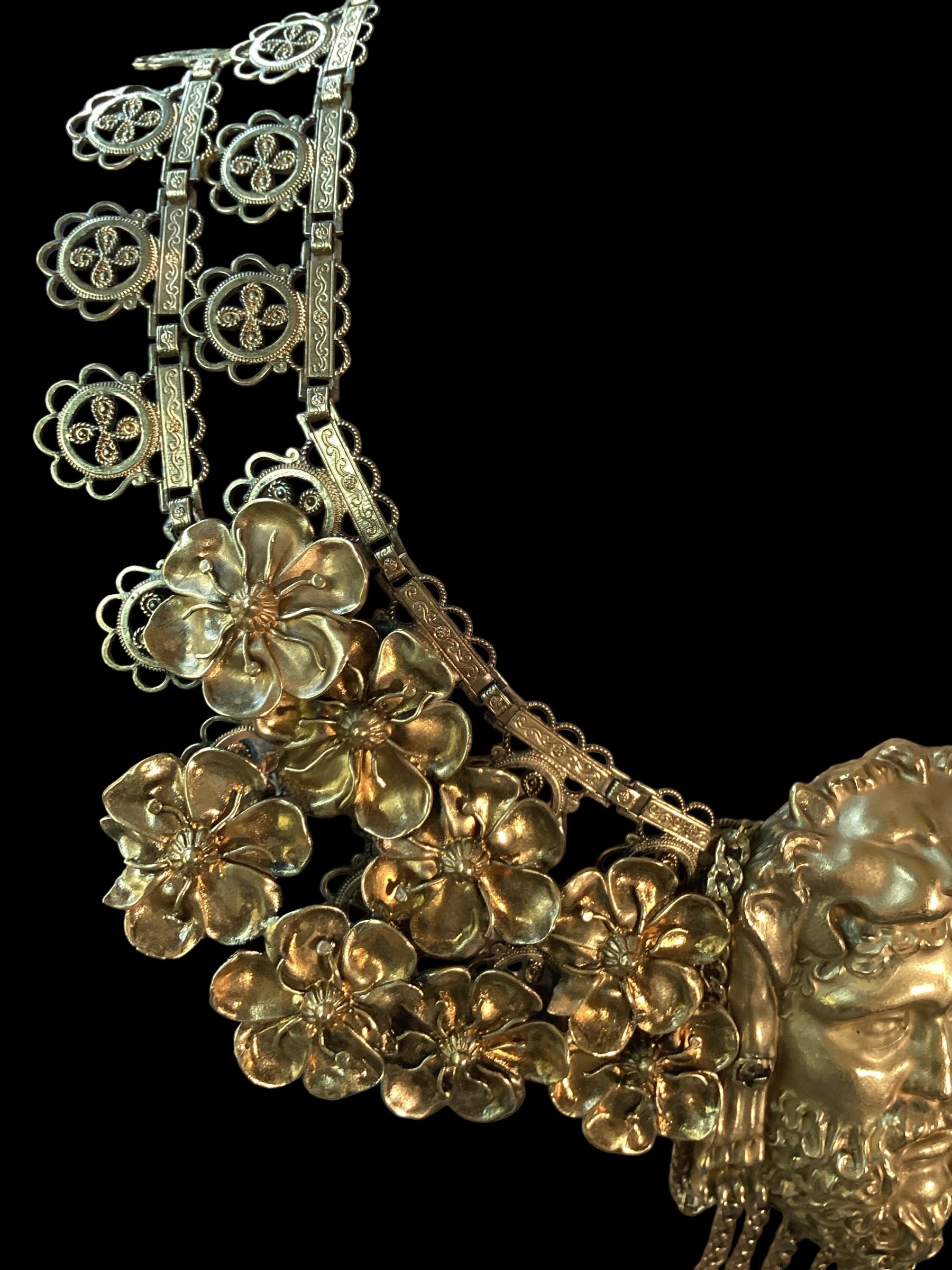 RARE GUCCI 2020 HUGE Hercules Collar Necklace